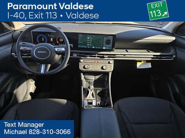 2026 Hyundai Tucson SE photo 3