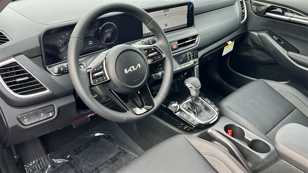 2026 Kia Seltos EX photo 9
