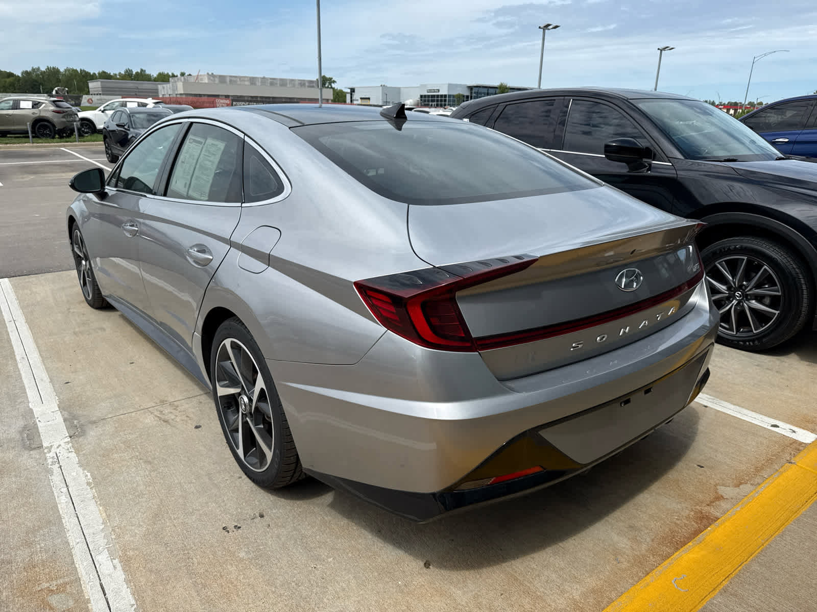2022 Hyundai Sonata SEL Plus photo 3
