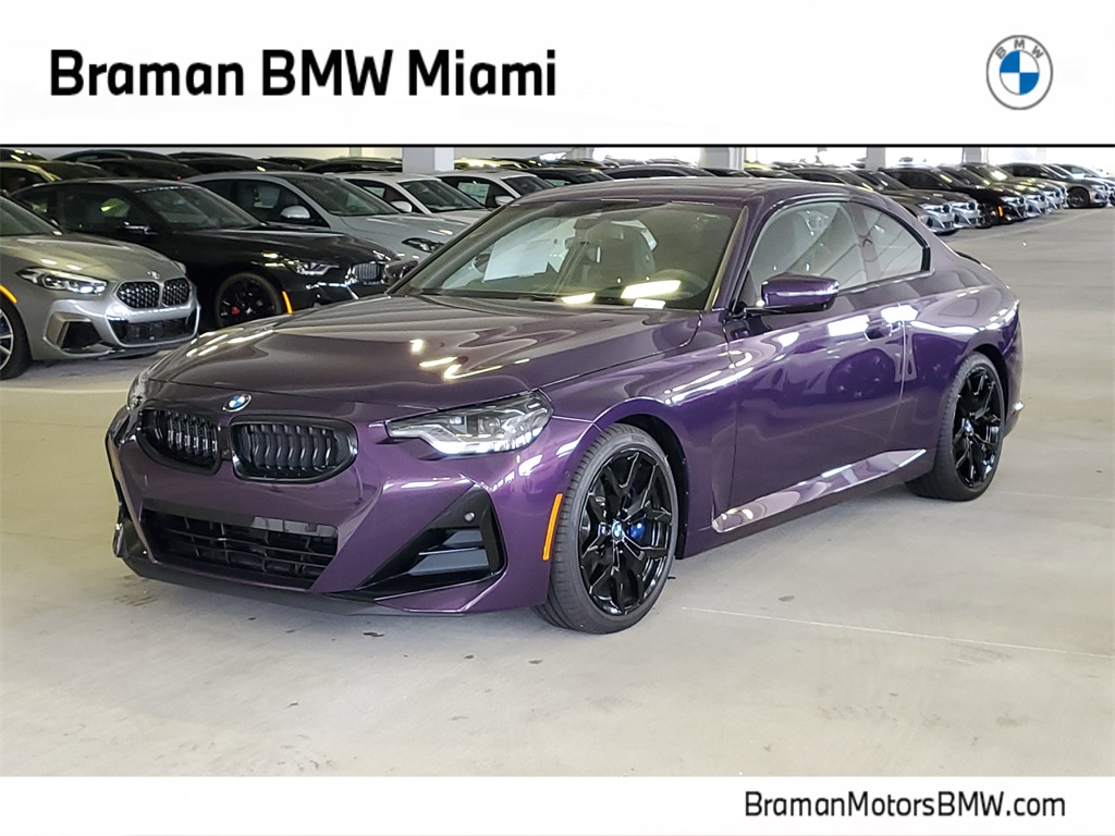 2025 BMW 2 Series 230i's photo