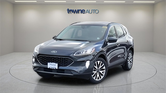 2022 Ford Escape Titanium