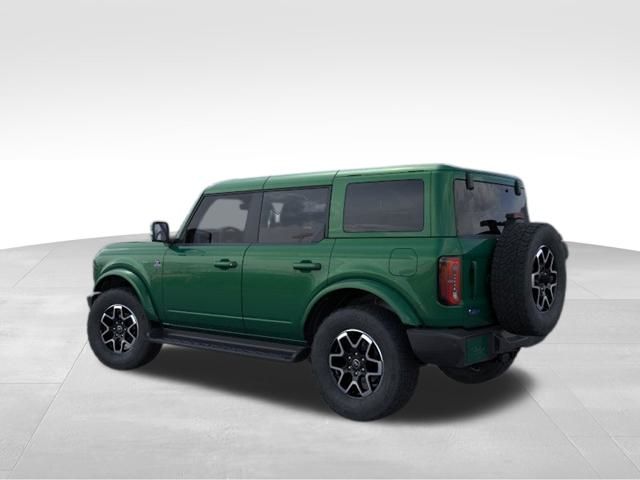 2025 Ford Bronco Outer Banks photo 4