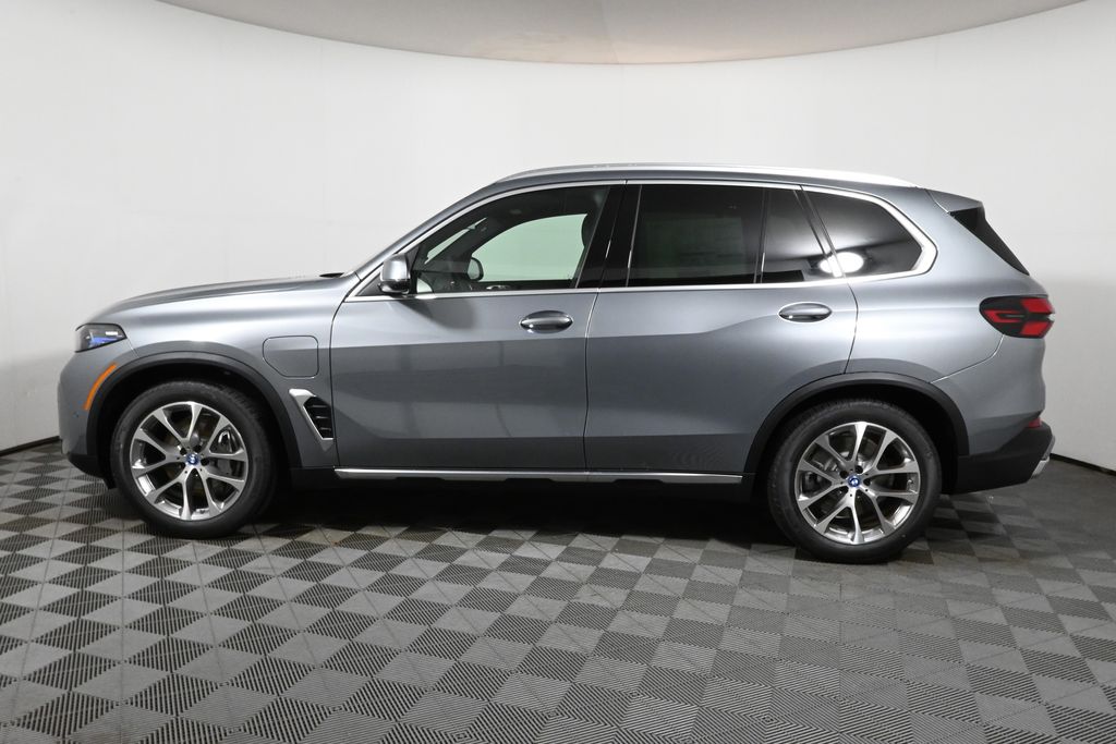2025 Bmw X5 xDrive50e photo 2