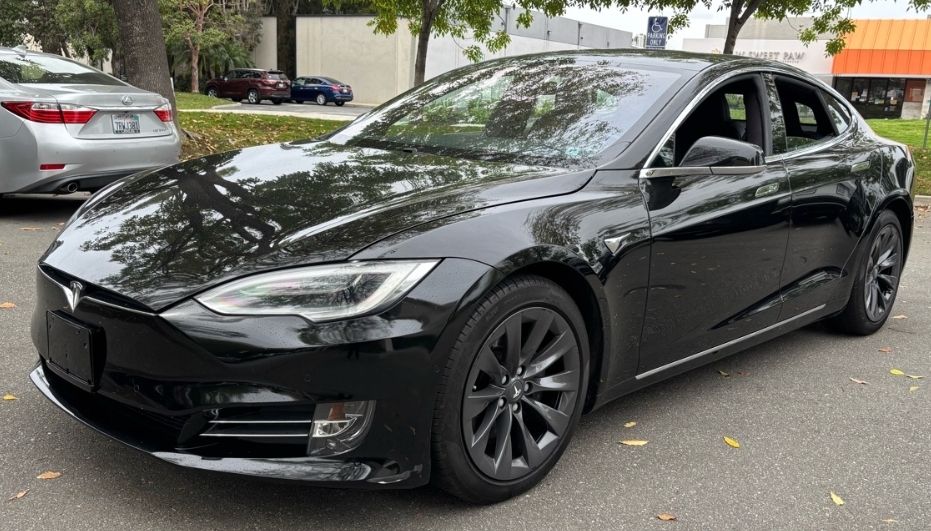 2020 Tesla Model S Long Range Plus