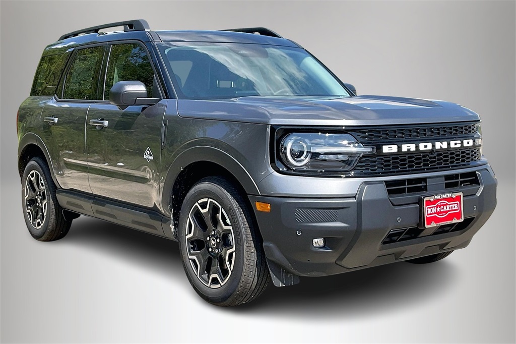 2025 Ford Bronco Sport Outer Banks's photo