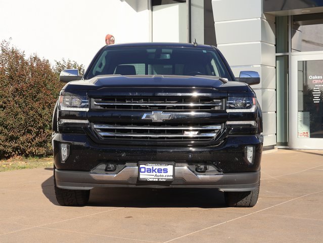 Used 2018 Chevrolet Silverado 1500 LTZ with VIN 3GCUKSEJ8JG603056 for sale in Kansas City