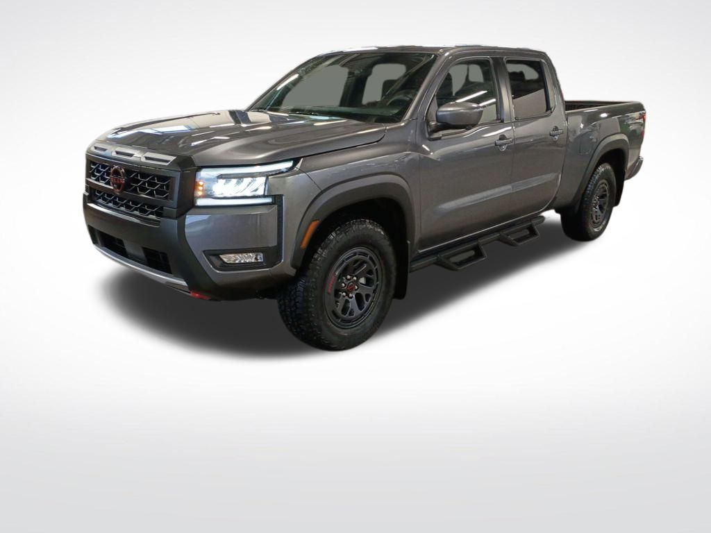 2026 Nissan Frontier PRO-4X's photo