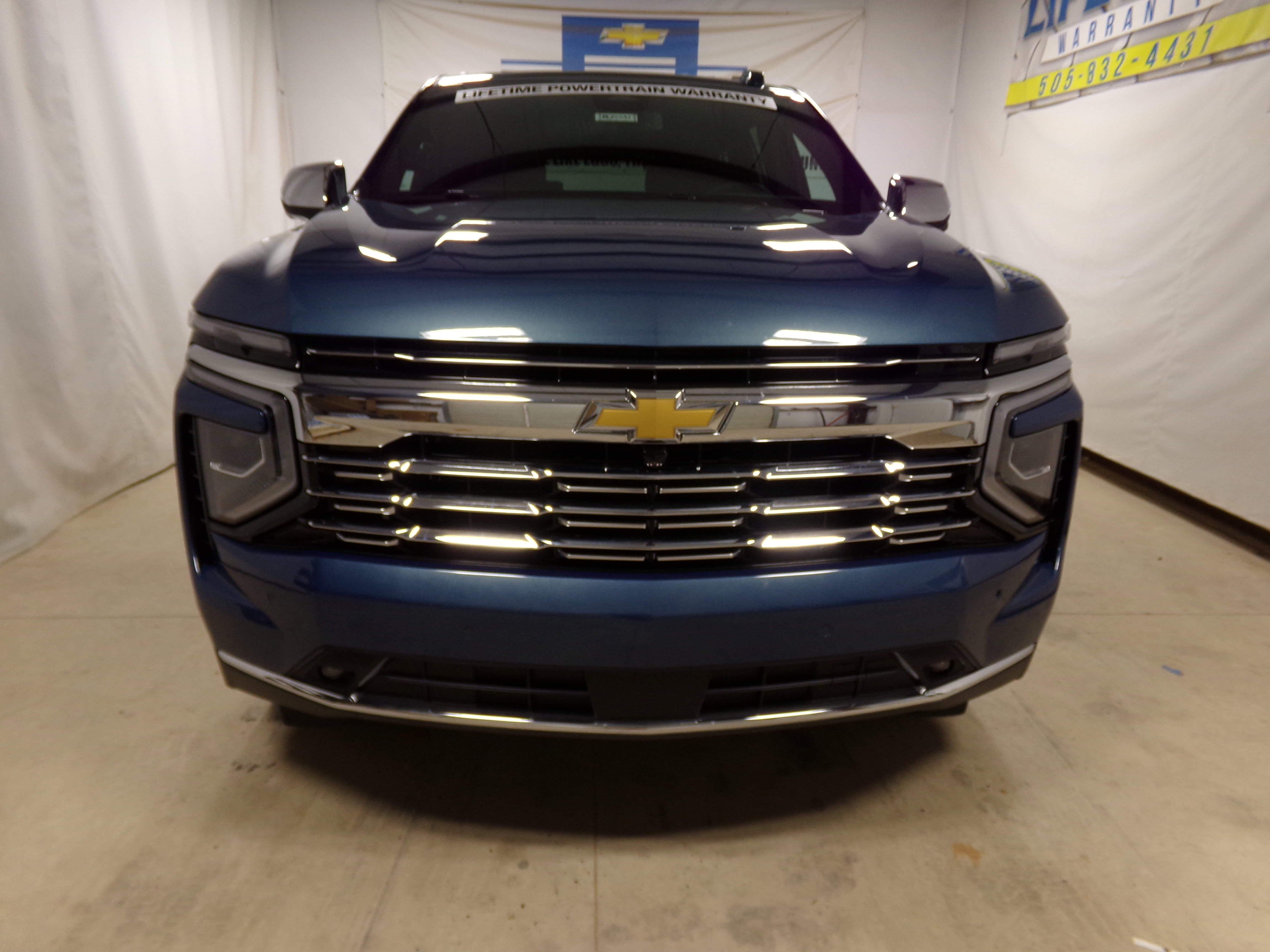 2025 Chevrolet Tahoe Premier photo 2