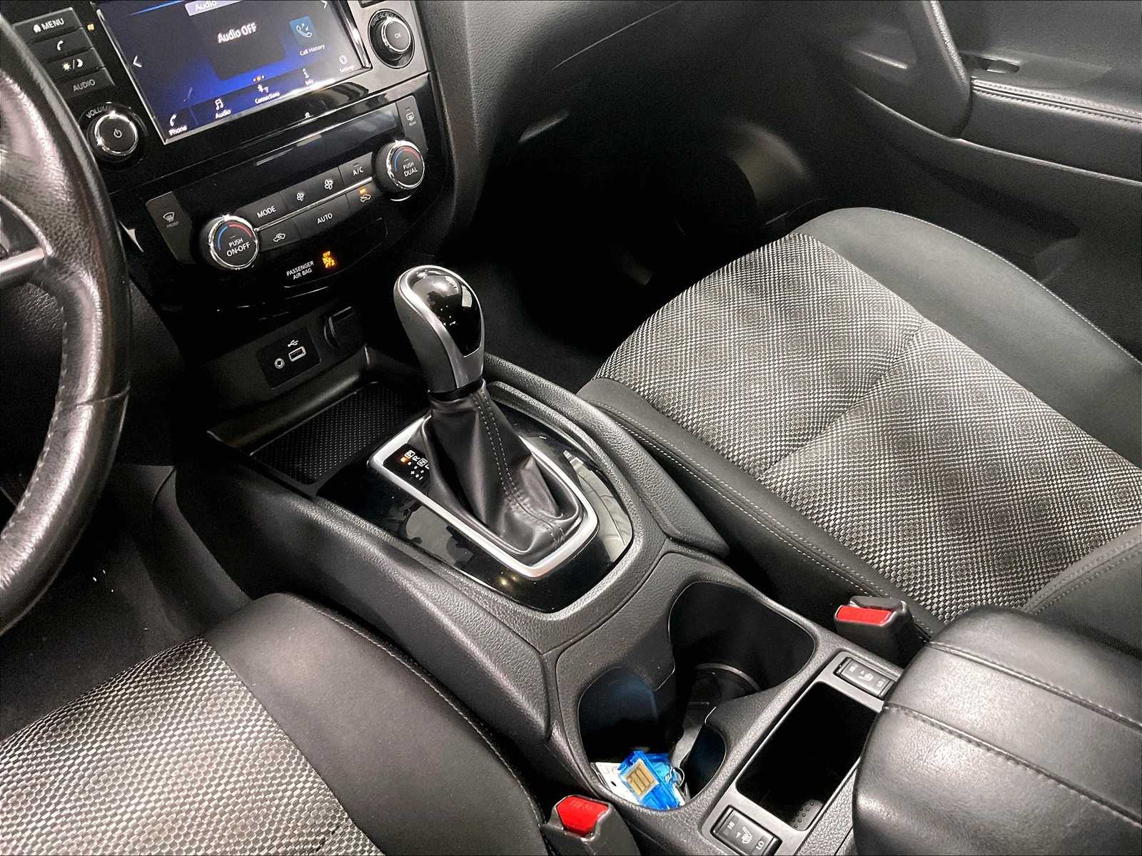 2019 Nissan Rogue Sport SV photo 20