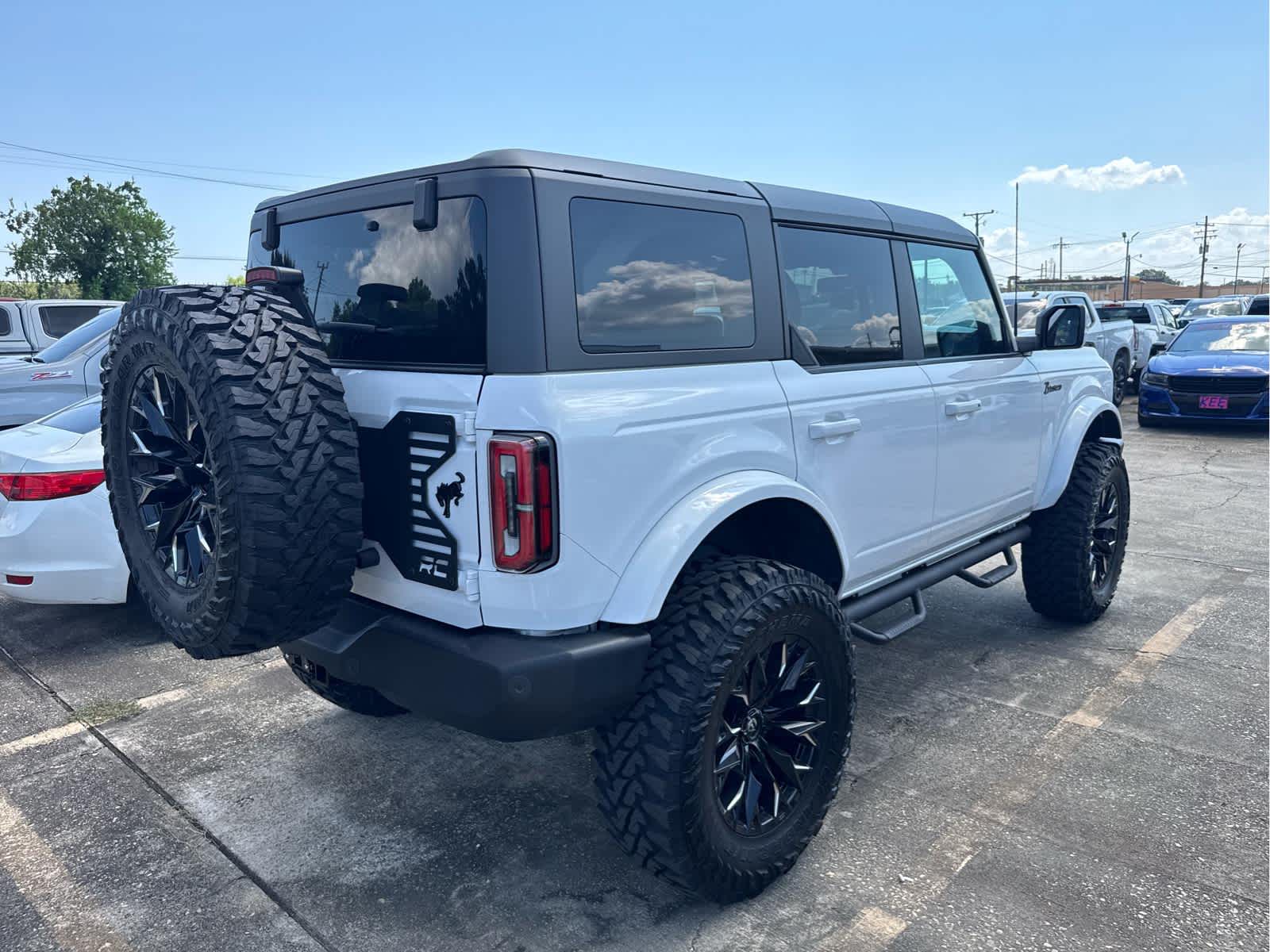2023 Ford Bronco Outer Banks photo 5