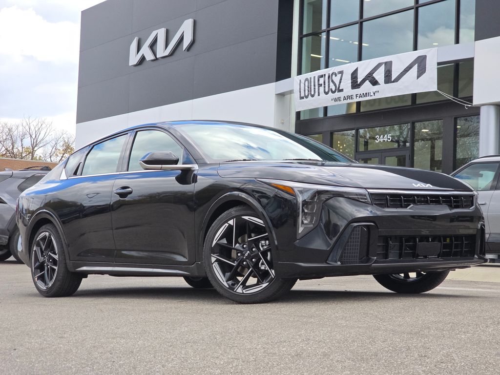 2025 Kia K4