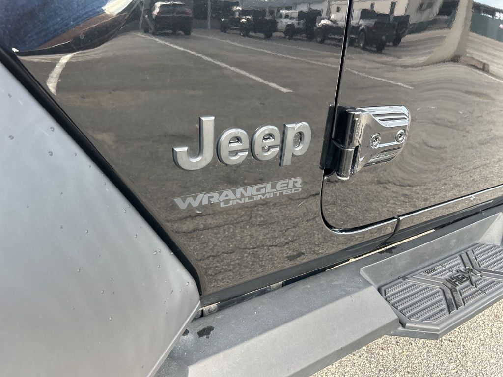 2022 Jeep Wrangler Unlimited Willys photo 18