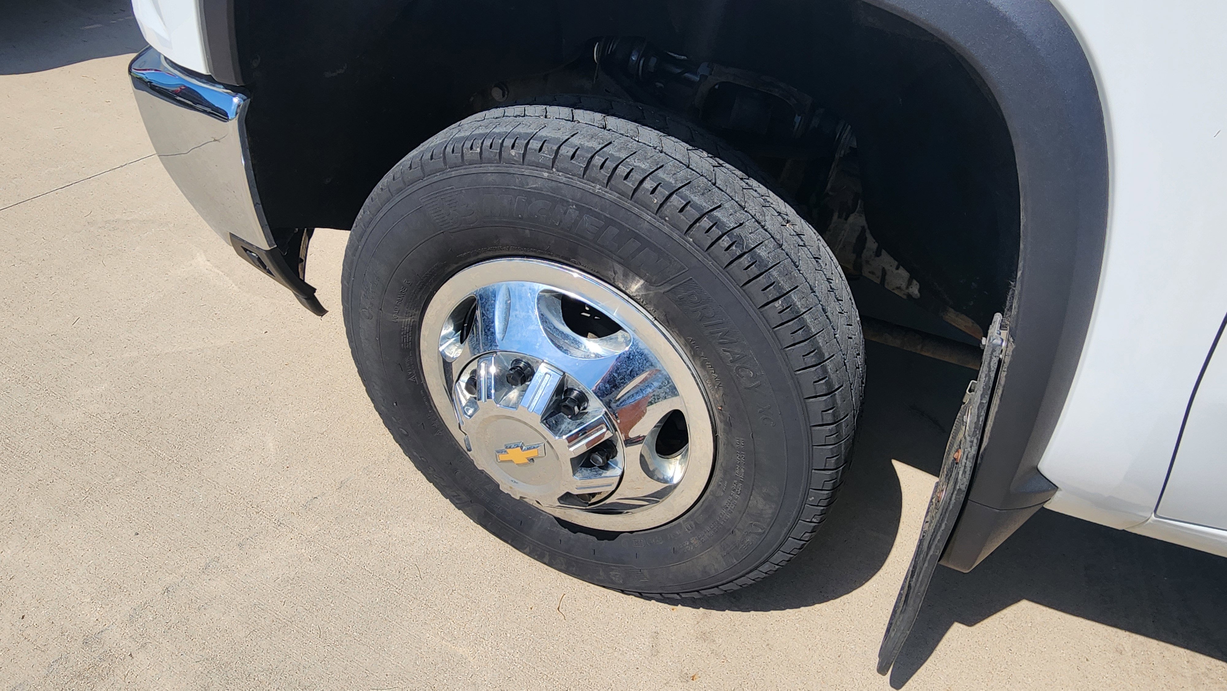 2024 Chevrolet Silverado 3500HD LT photo 10