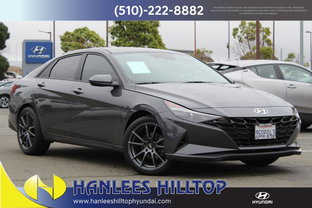 2023 Hyundai Elantra Blue's photo