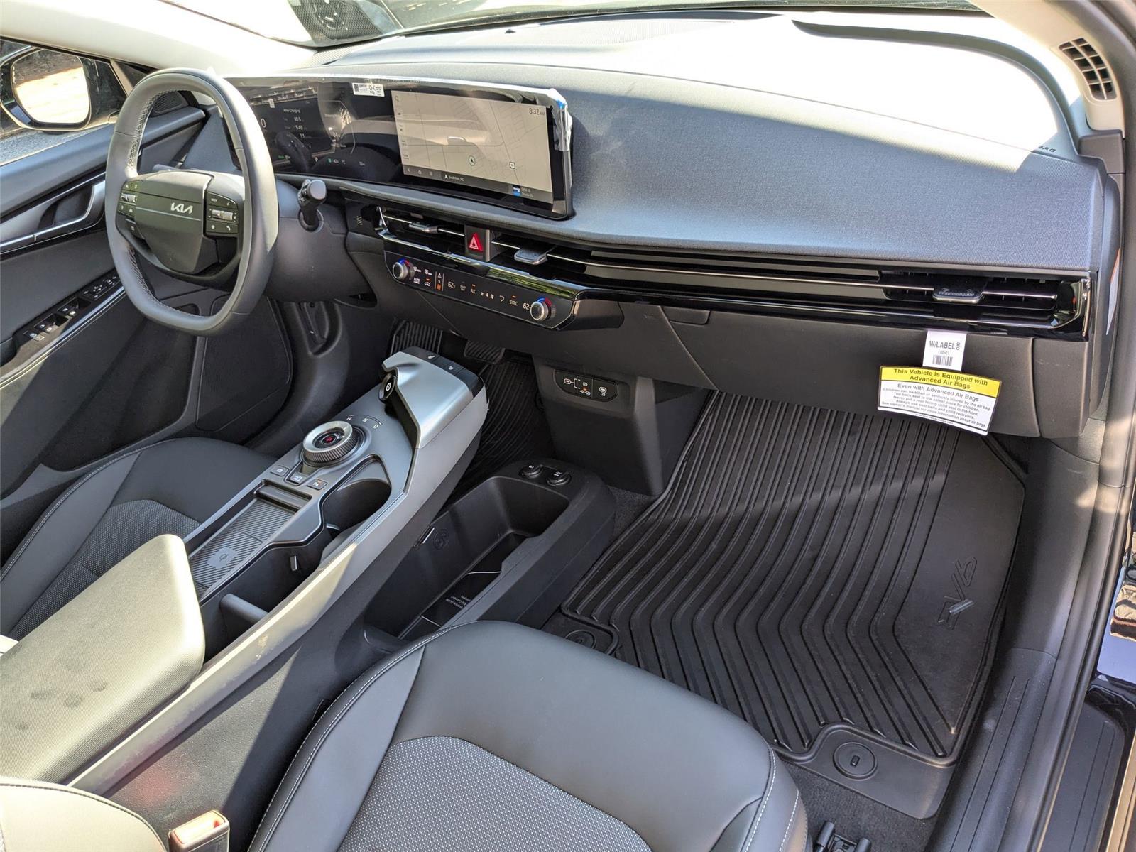 2025 Kia EV6 Light photo 36