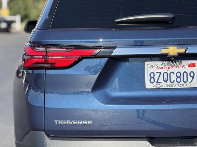 2022 Chevrolet Traverse LS photo 5