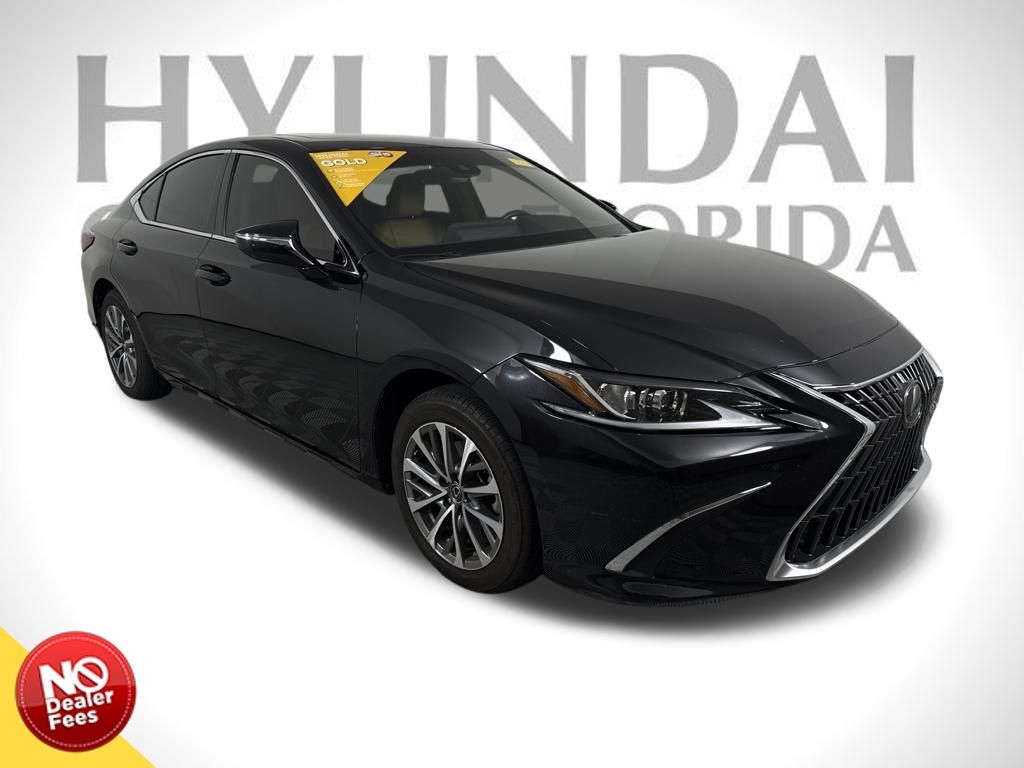 2023 Lexus ES 350's photo