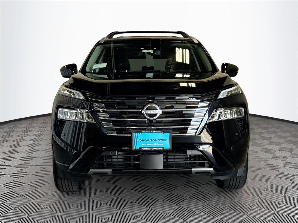 2026 Nissan Rogue Platinum photo 2