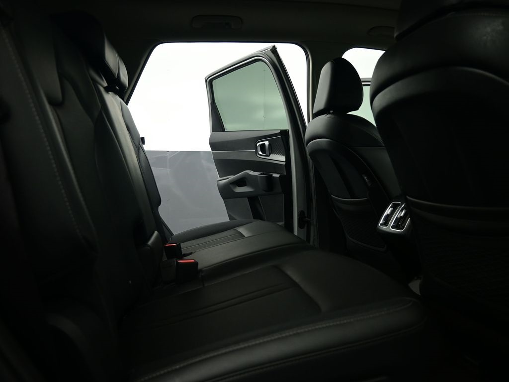 2025 Kia Sorento S photo 15