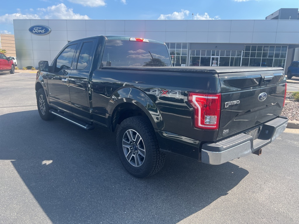 2015 Ford F-150 XLT photo 10