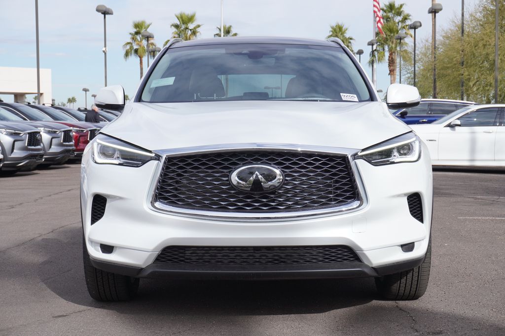 2025 Infiniti QX50 Luxe photo 5