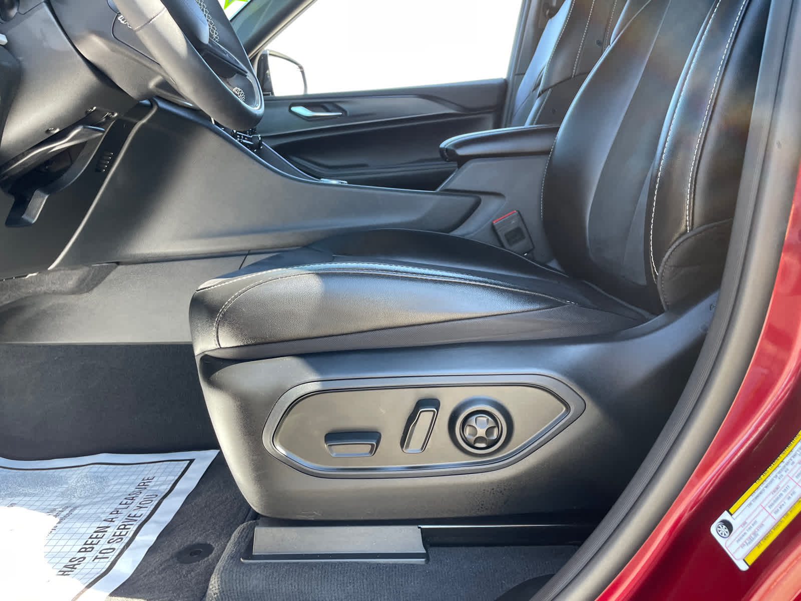 2023 Jeep Grand Cherokee Altitude photo 19