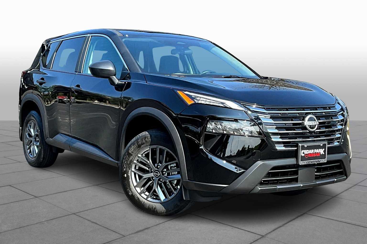 2026 Nissan Rogue S photo 2