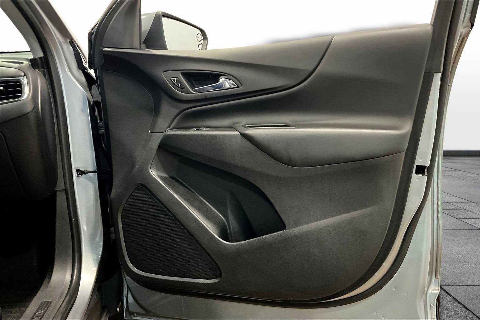 2023 Chevrolet Equinox LT photo 20