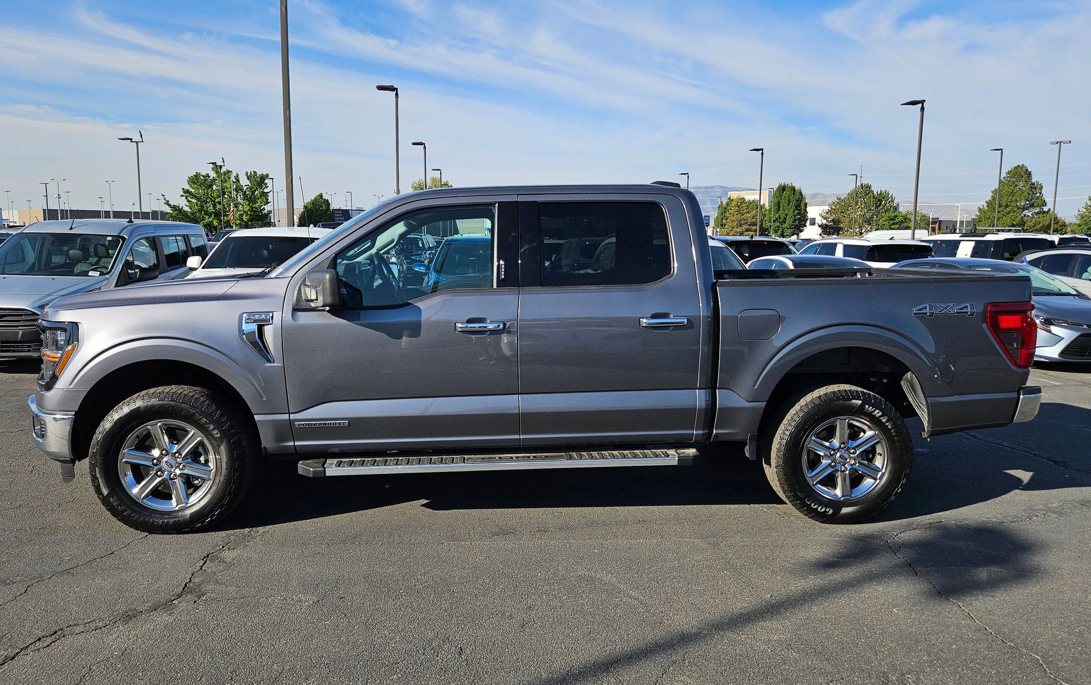 2024 Ford F-150 XLT photo 5