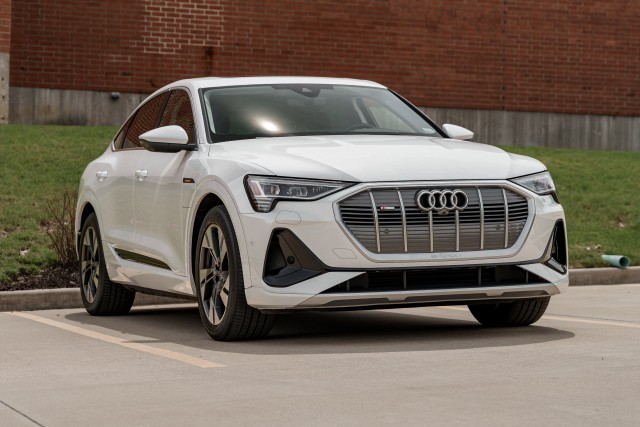 2022 Audi e-tron Sportback S line Premium Plus