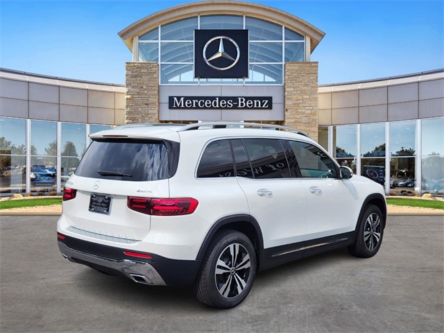 2026 Mercedes Benz GLB 250 4MATIC photo 4