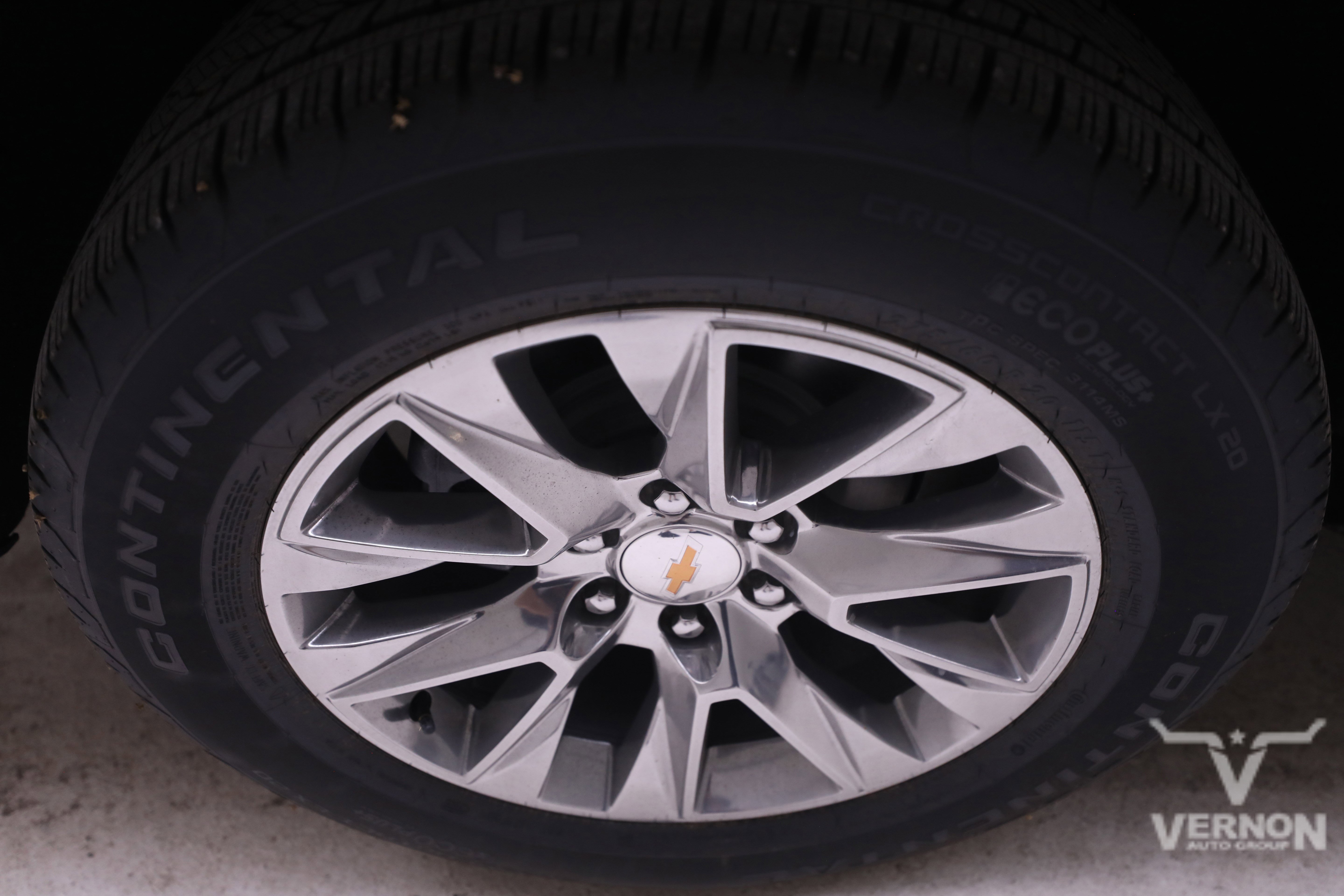 2026 Chevrolet Tahoe Premier photo 3