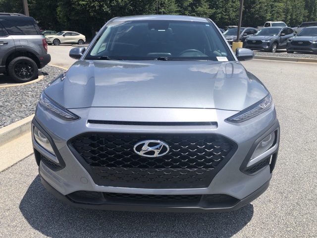 2021 Hyundai Kona SE photo 2