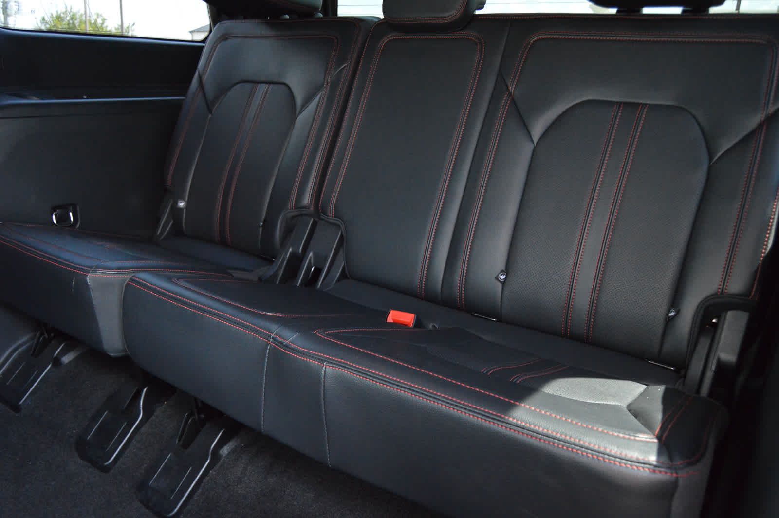 2023 Ford Expedition Limited photo 24