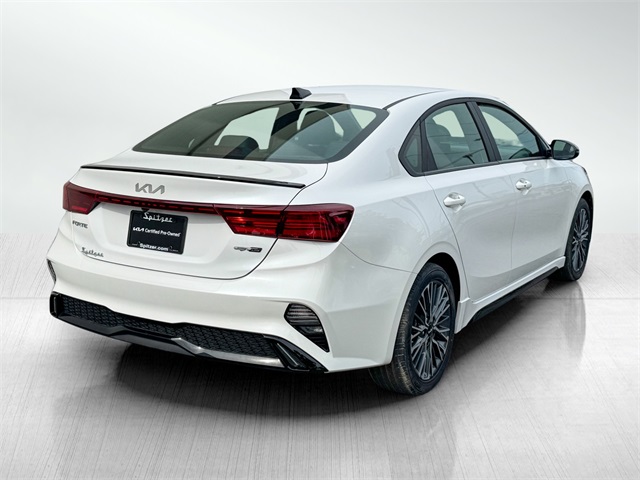 2024 Kia Forte GT-Line photo 4