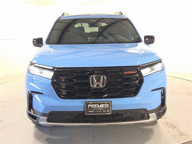2025 Honda Pilot TrailSport's photo