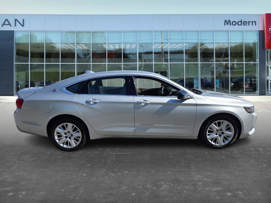 2016 Chevrolet Impala LS photo 4