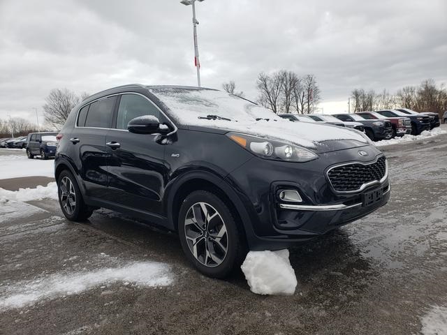 2020 Kia Sportage EX photo 3