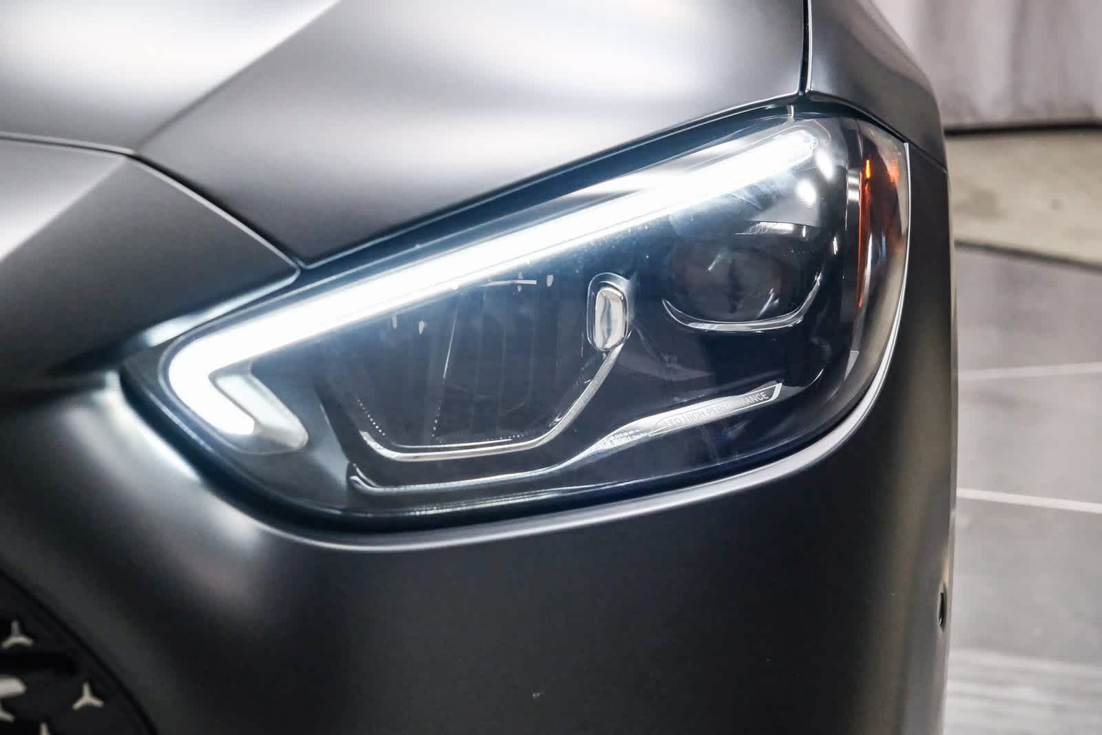 2025 Mercedes Benz C 300 photo 11