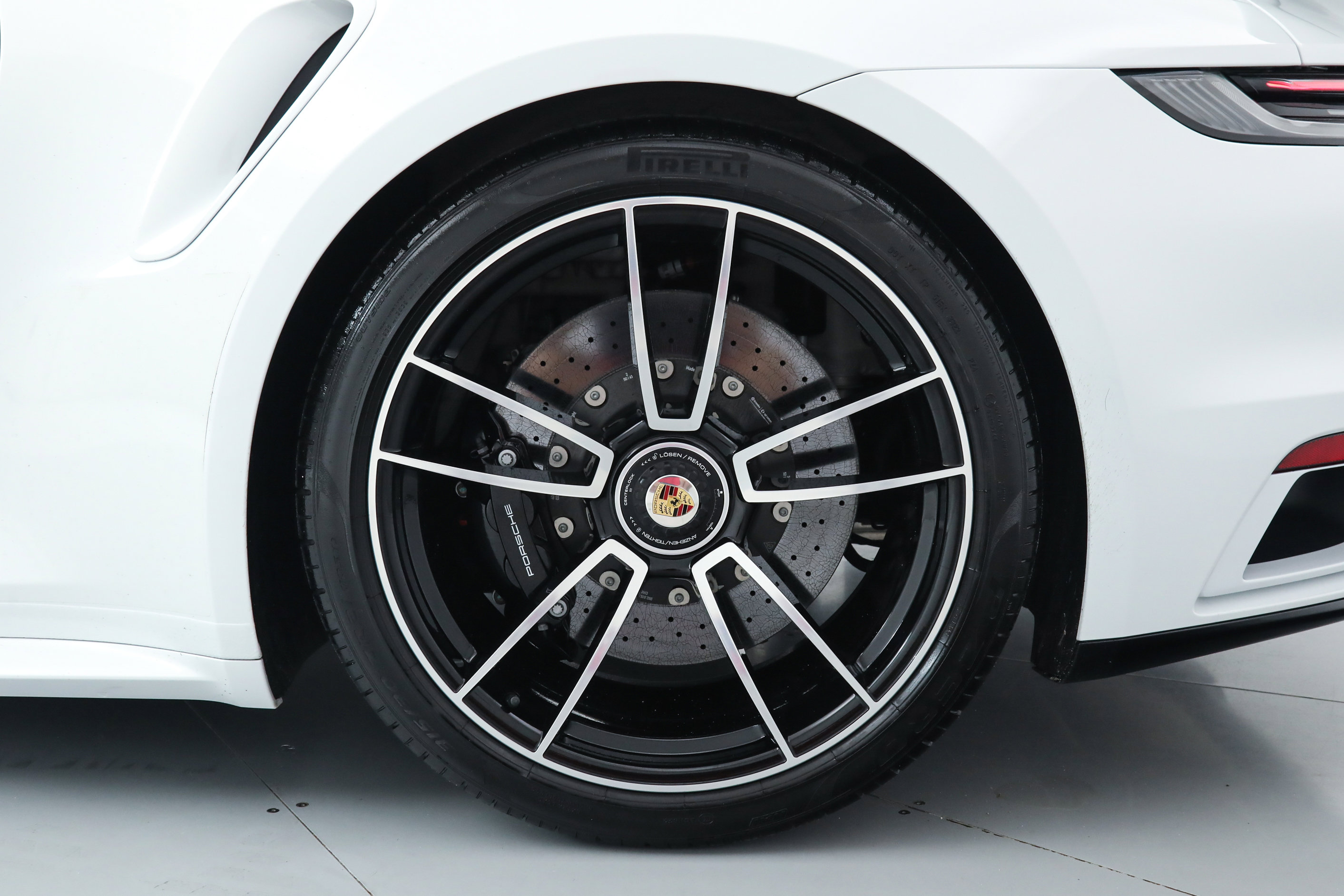 2023 Porsche 911 Turbo S Cabriolet photo 40