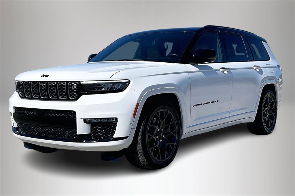 2023 Jeep Grand Cherokee L Summit photo 2
