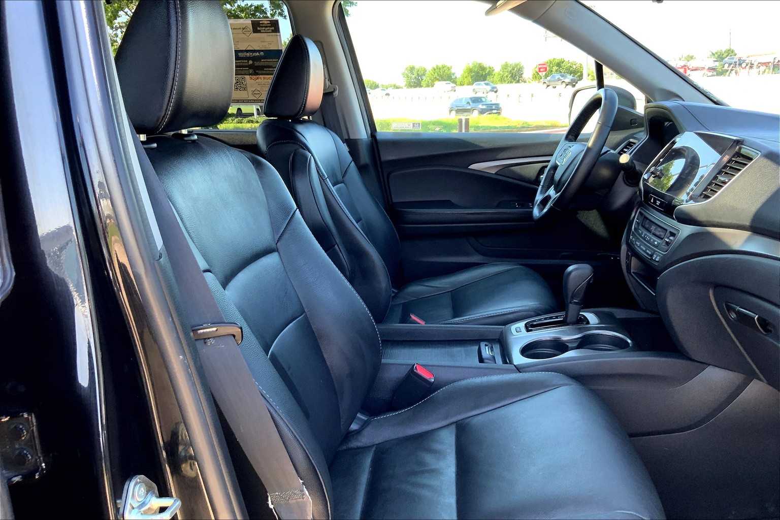 2020 Honda Pilot EX-L photo 8