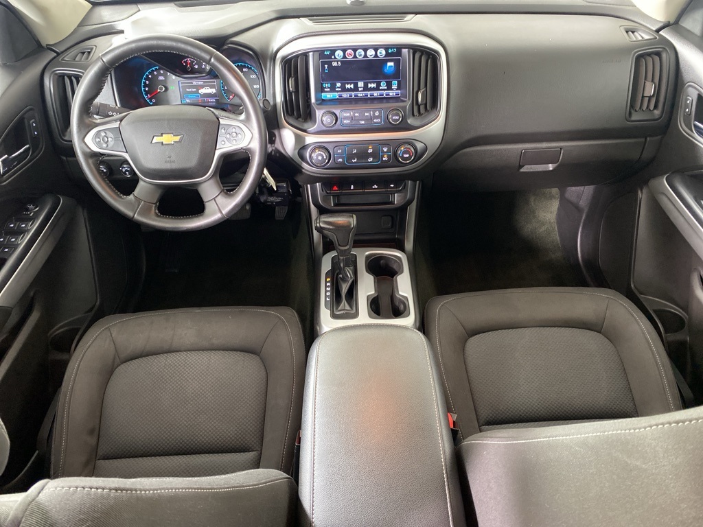 2018 Chevrolet Colorado LT photo 2