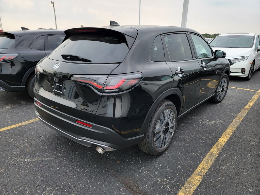 2026 Honda HR-V Sport photo 2