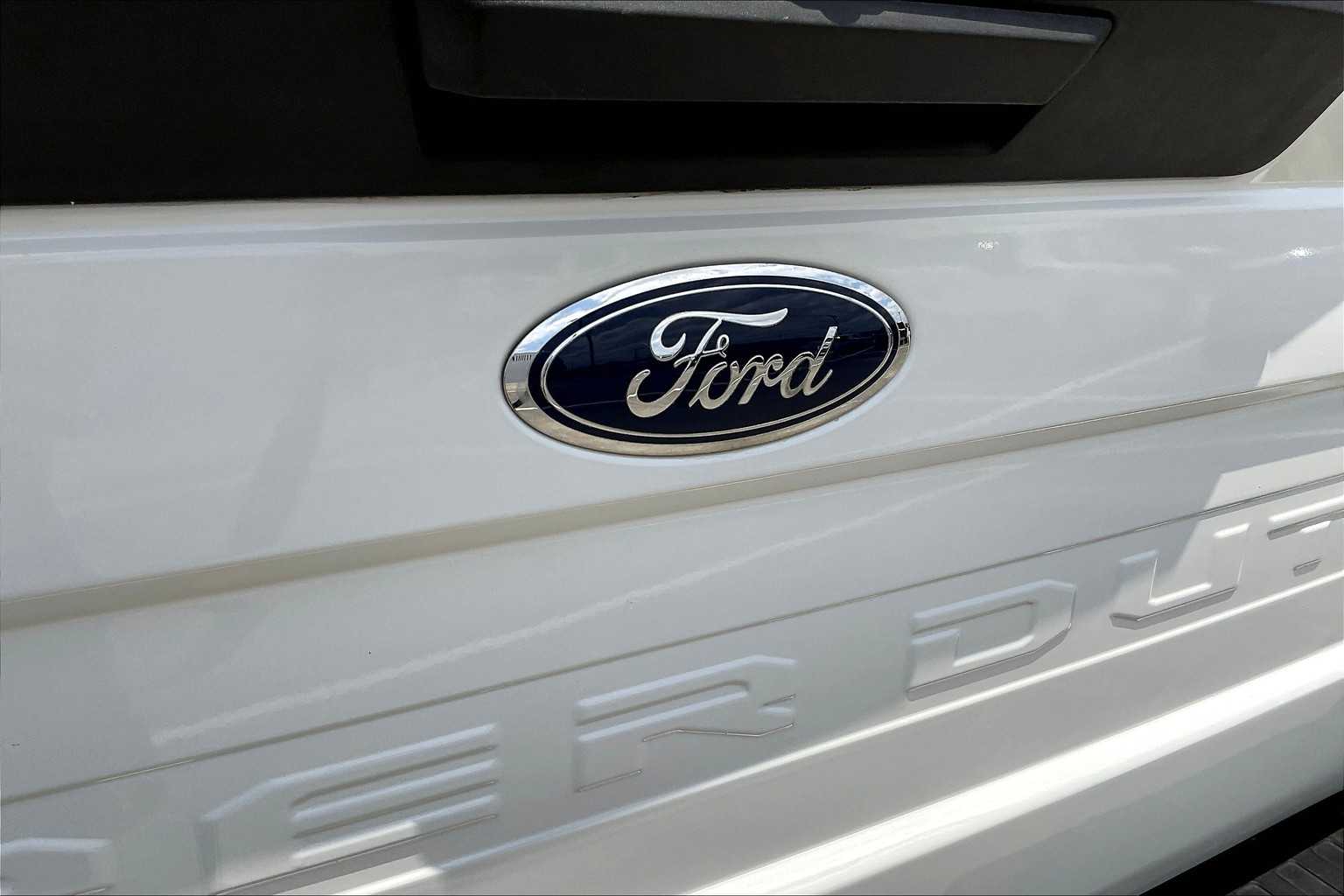 2021 Ford F-350 XL photo 28