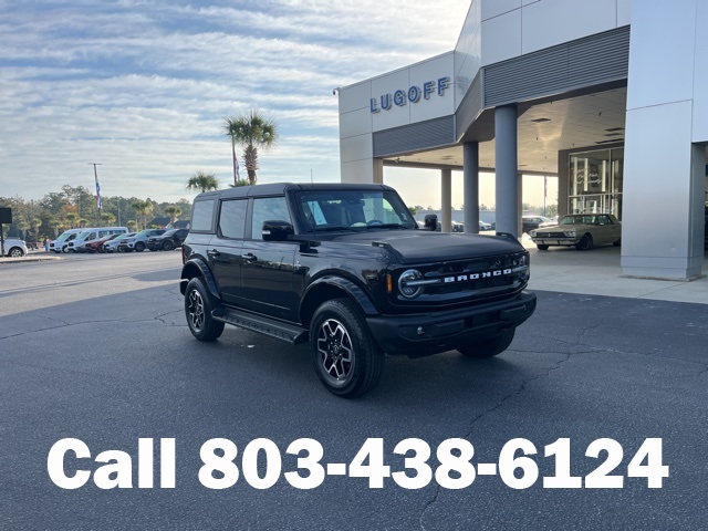 2025 Ford Bronco 4-Door Outer Banks's photo