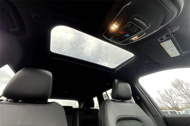 2025 Jeep Grand Cherokee Altitude photo 25
