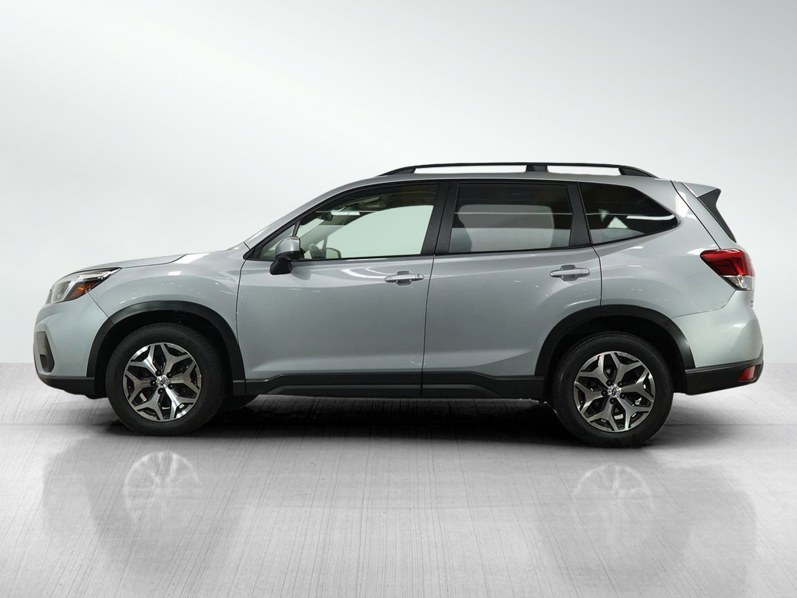 Used 2021 Subaru Forester Premium with VIN JF2SKAJC4MH464435 for sale in Burnsville, Minnesota