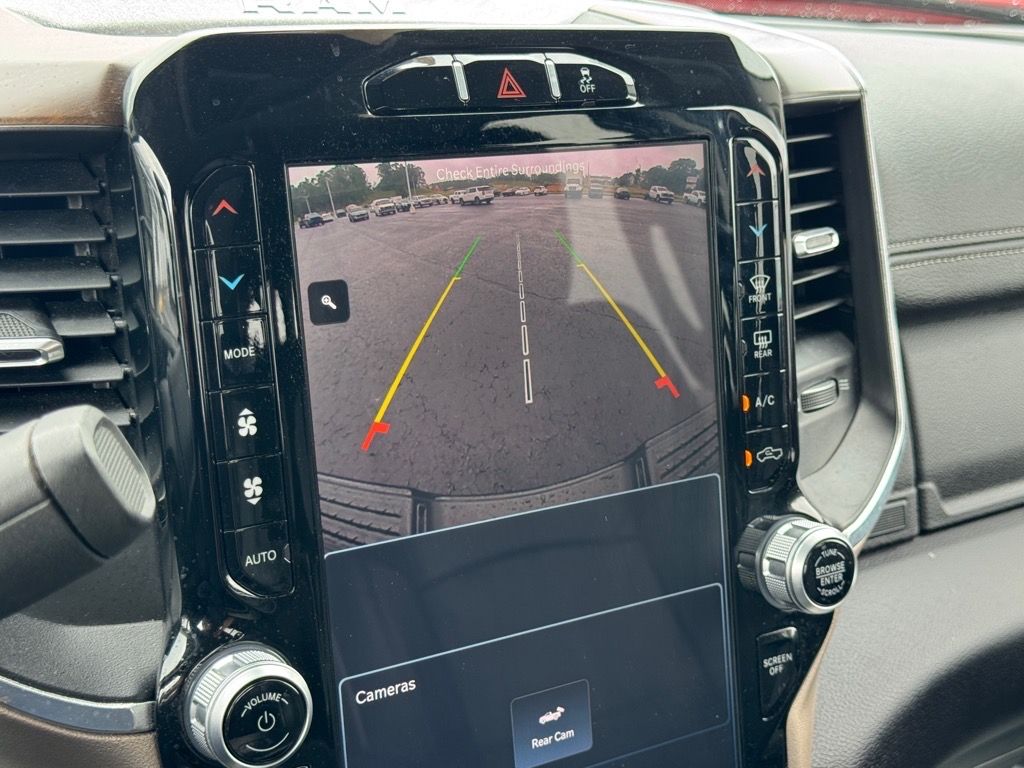 2024 Ram 3500 Laramie photo 21