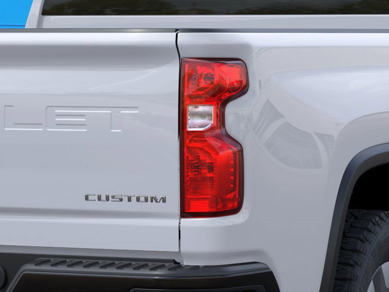 2026 Chevrolet Silverado Custom photo 11